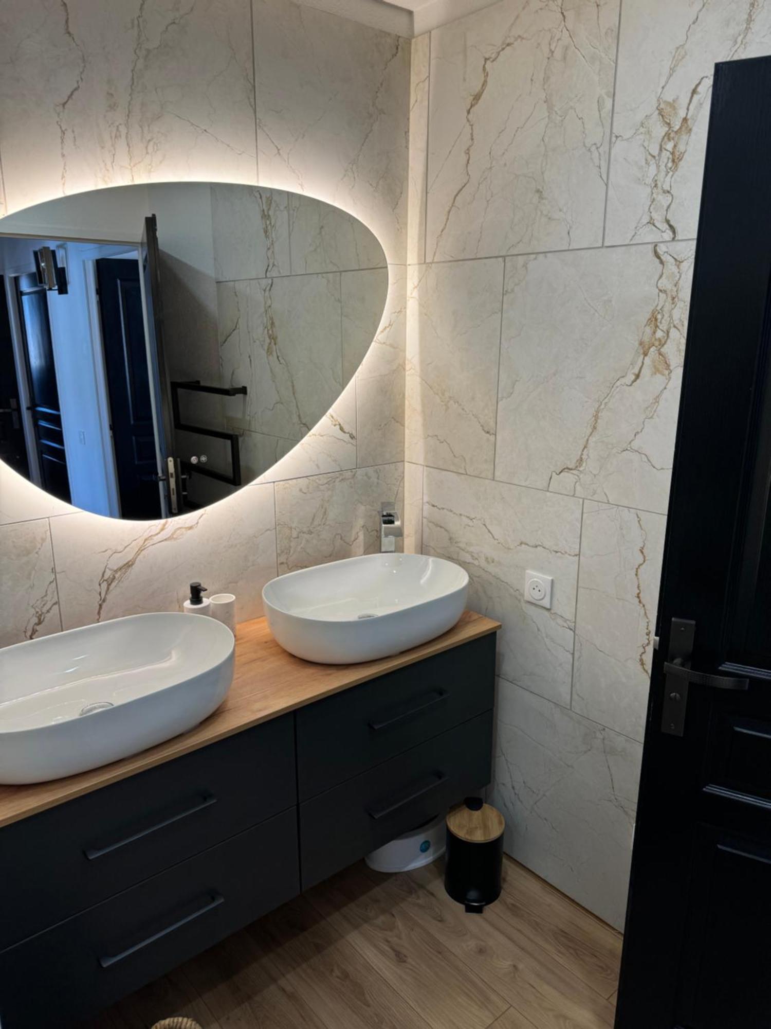 Villa La Lagune Piscine Et Spa Prives 8 Couchages Parking Prive Et Borne De Recharge Electrique Le Barcarès Стая снимка